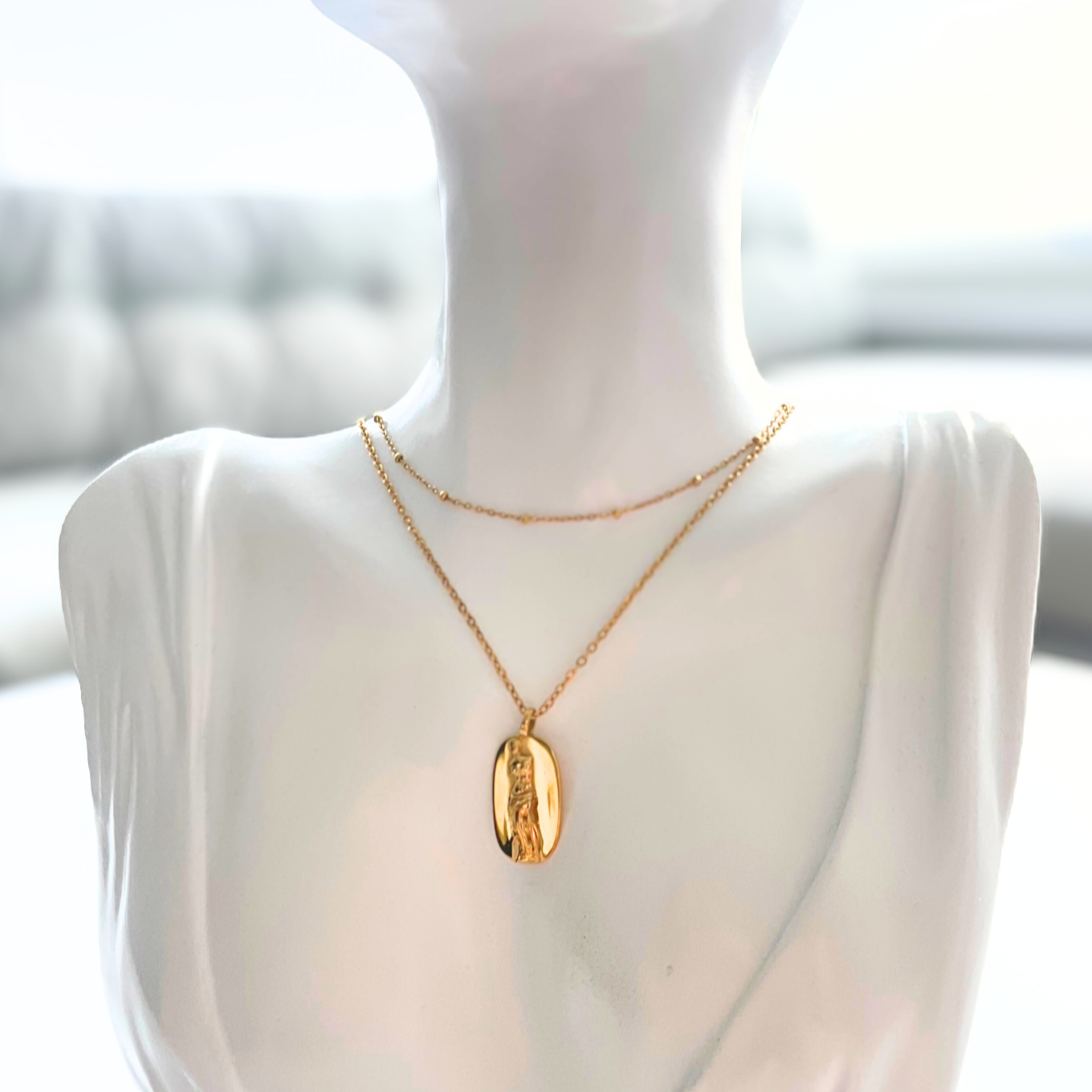 APHRODITE VENUS DE MILO PENDANT DOUBLE NECKLACE