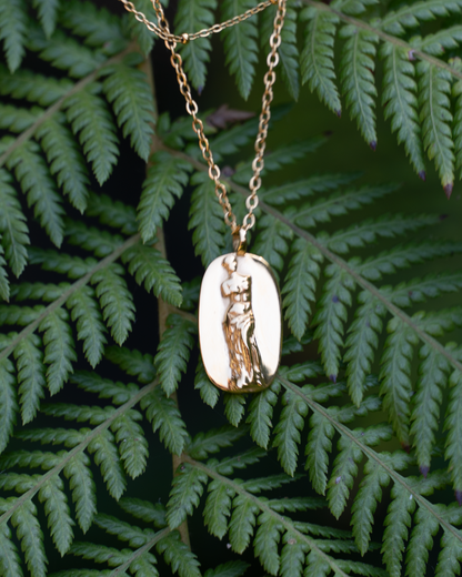 APHRODITE VENUS DE MILO PENDANT DOUBLE NECKLACE