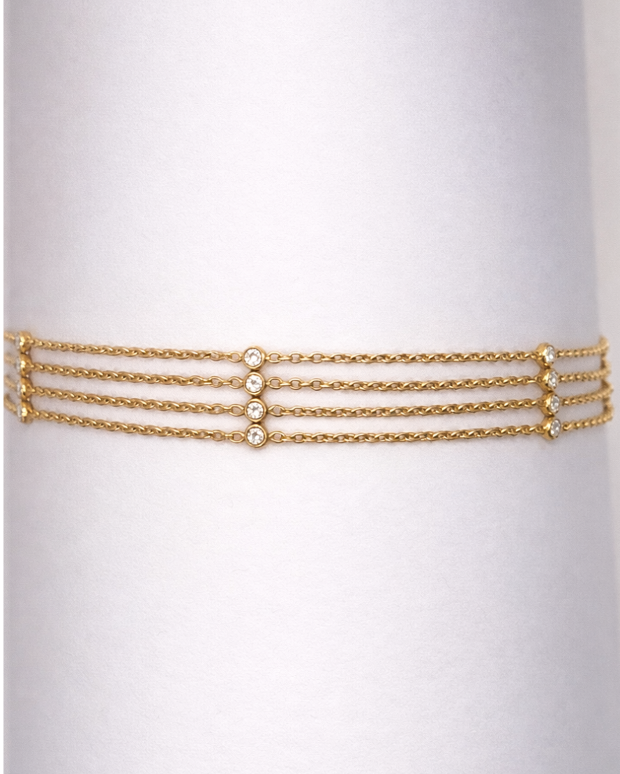 MULTILAYER CHOKER LINKED BY DIAMOND SIMULANT STONES