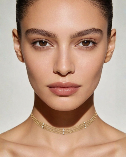 MULTILAYER CHOKER LINKED BY DIAMOND SIMULANT STONES