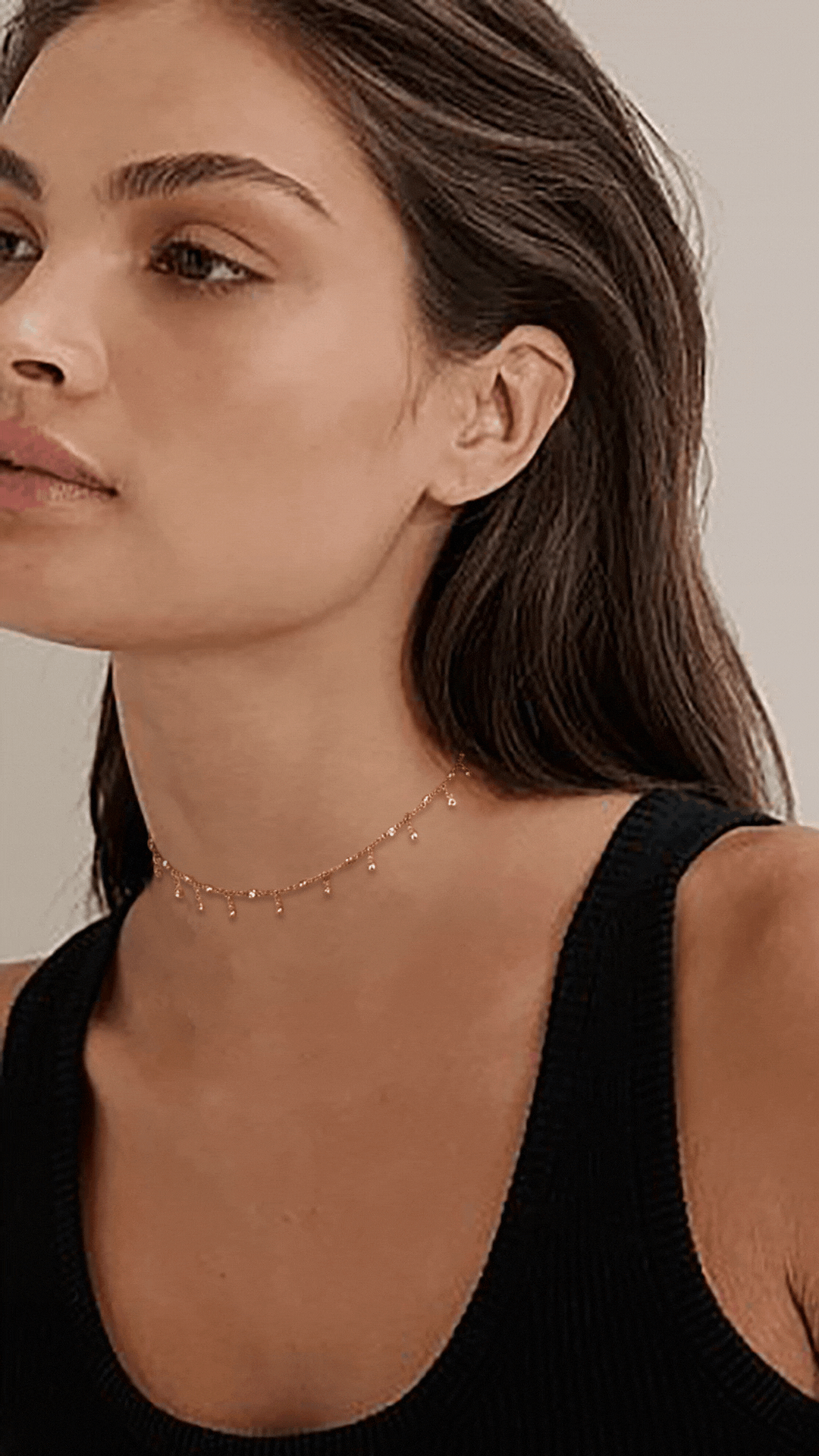 SHAKER CHOKER WITH DIAMOND SIMULANT STONES
